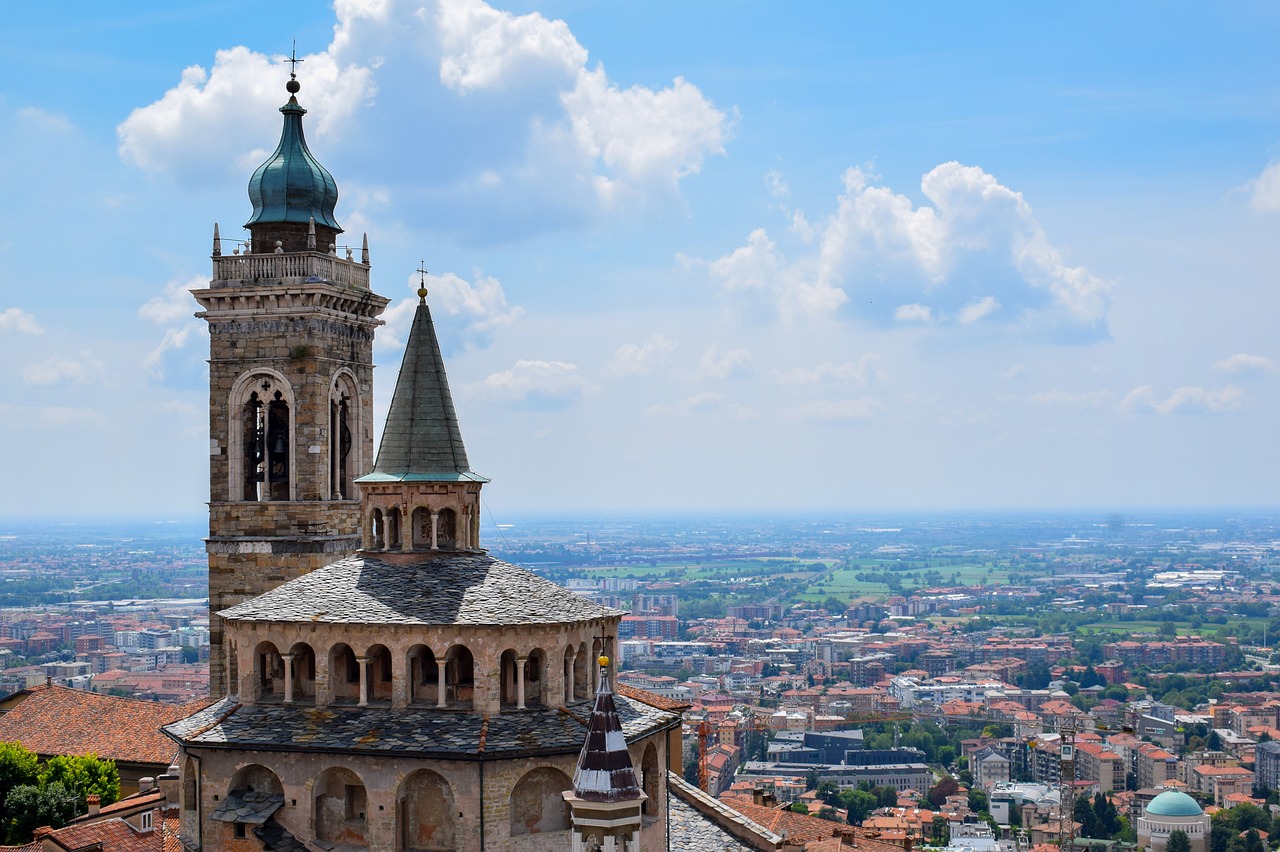 Descobrindo a Arte e a Gastronomia de Bergamo